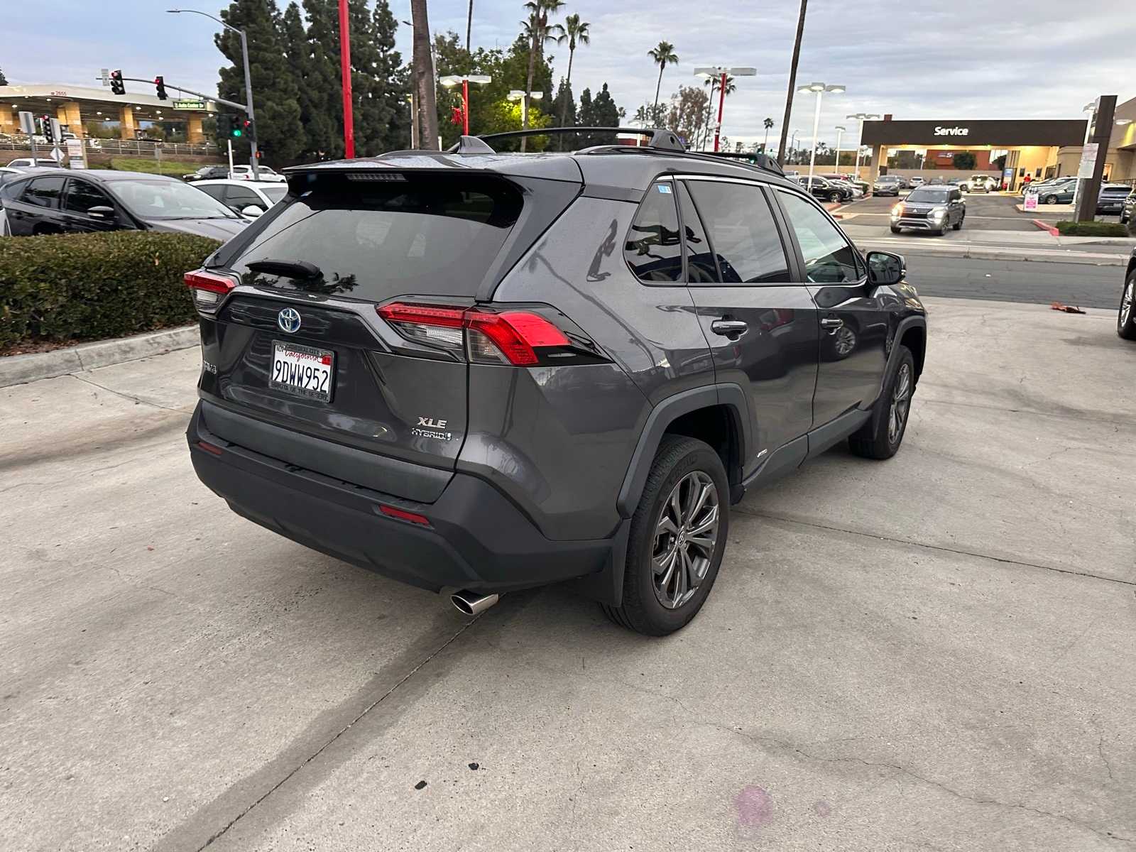 Thumbnail: 2022 Toyota RAV4 - 5