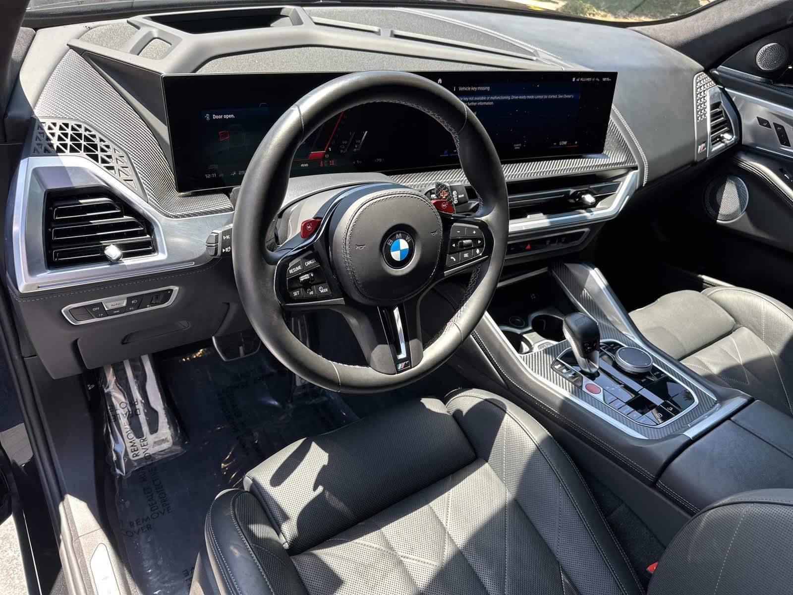 Thumbnail: 2023 BMW XM - 2