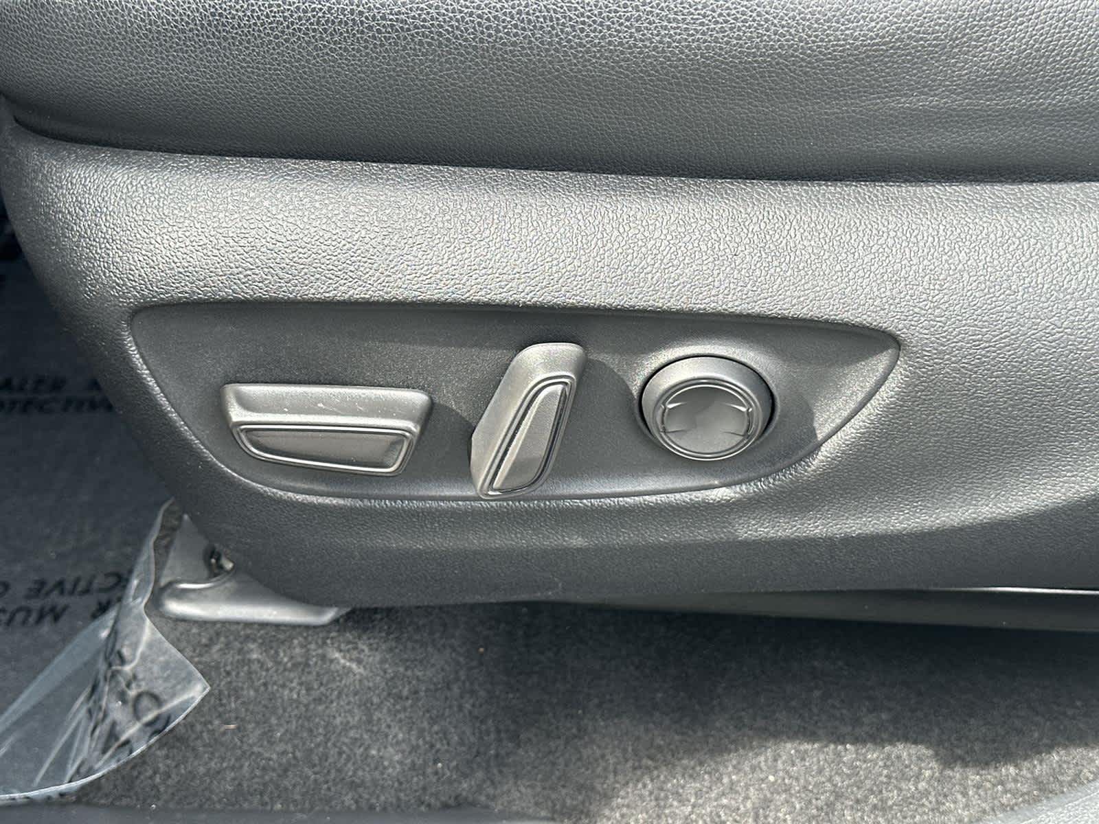 Thumbnail: 2024 Toyota Grand Highlander - 23