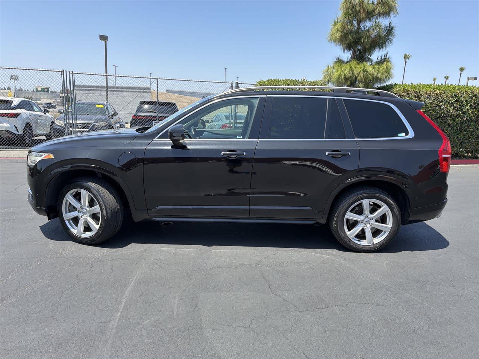 Thumbnail: 2016 Volvo XC90 - 3