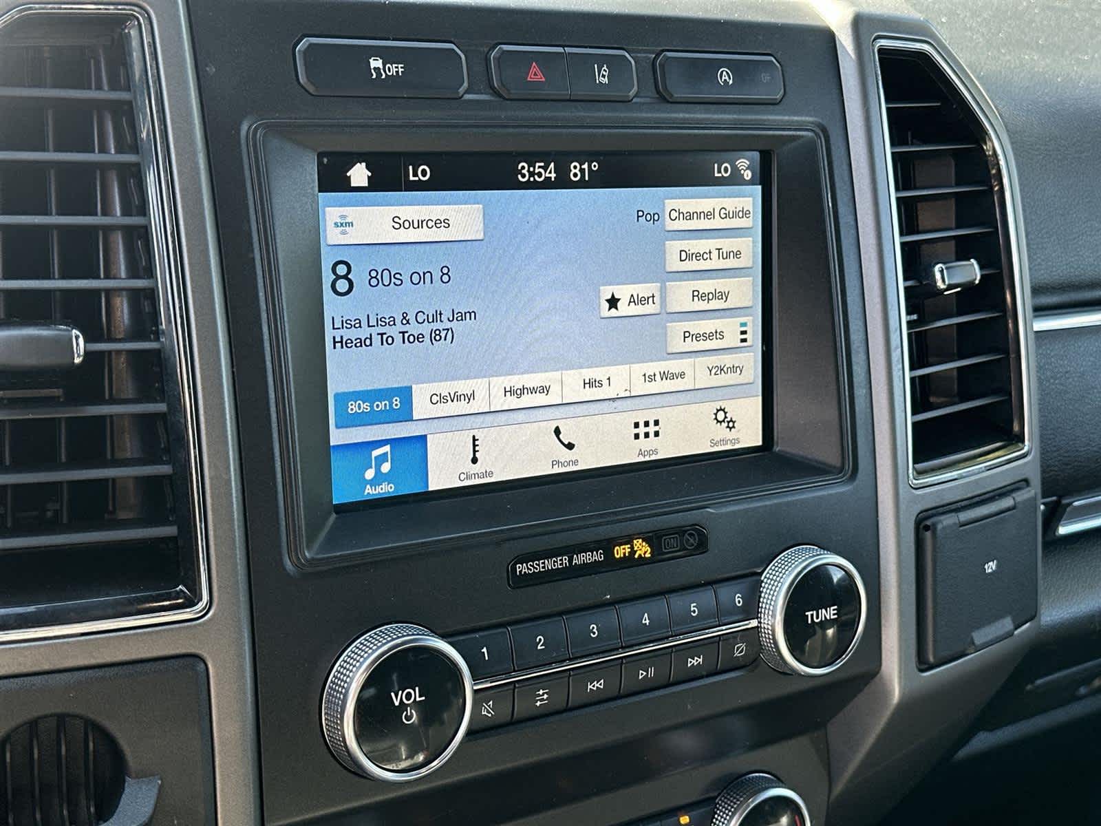 Thumbnail: 2019 Ford Expedition - 16