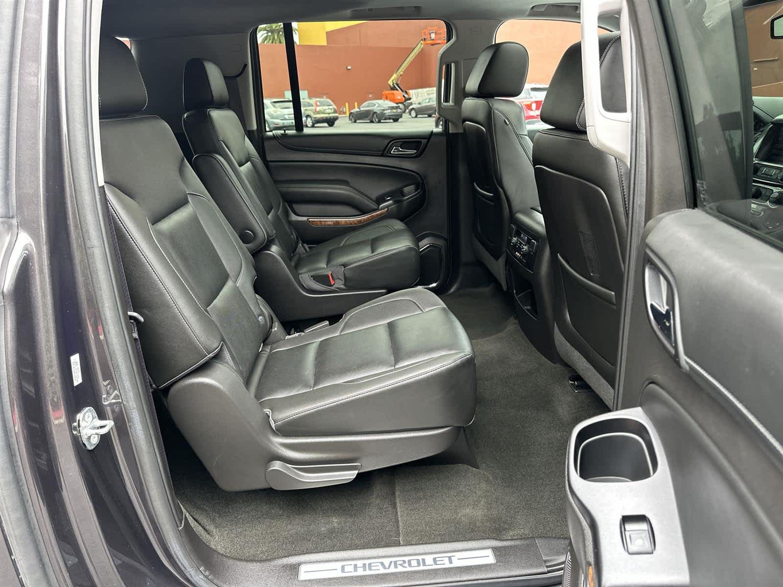 Thumbnail: 2016 Chevrolet Suburban - 13