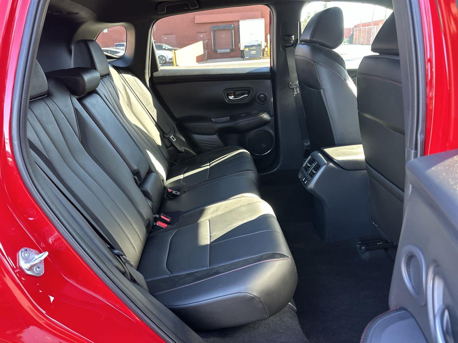 Thumbnail: 2025 Acura ADX - 13