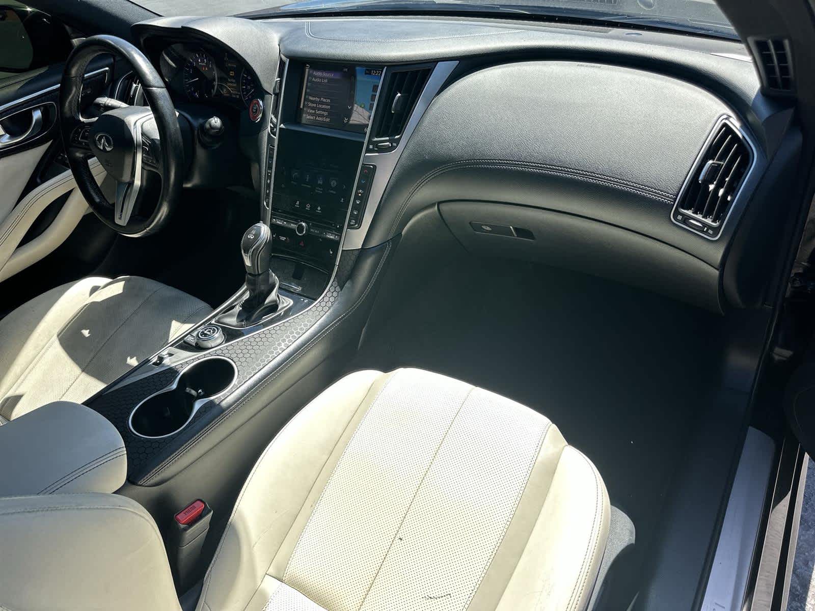 Thumbnail: 2018 INFINITI Q60 - 12