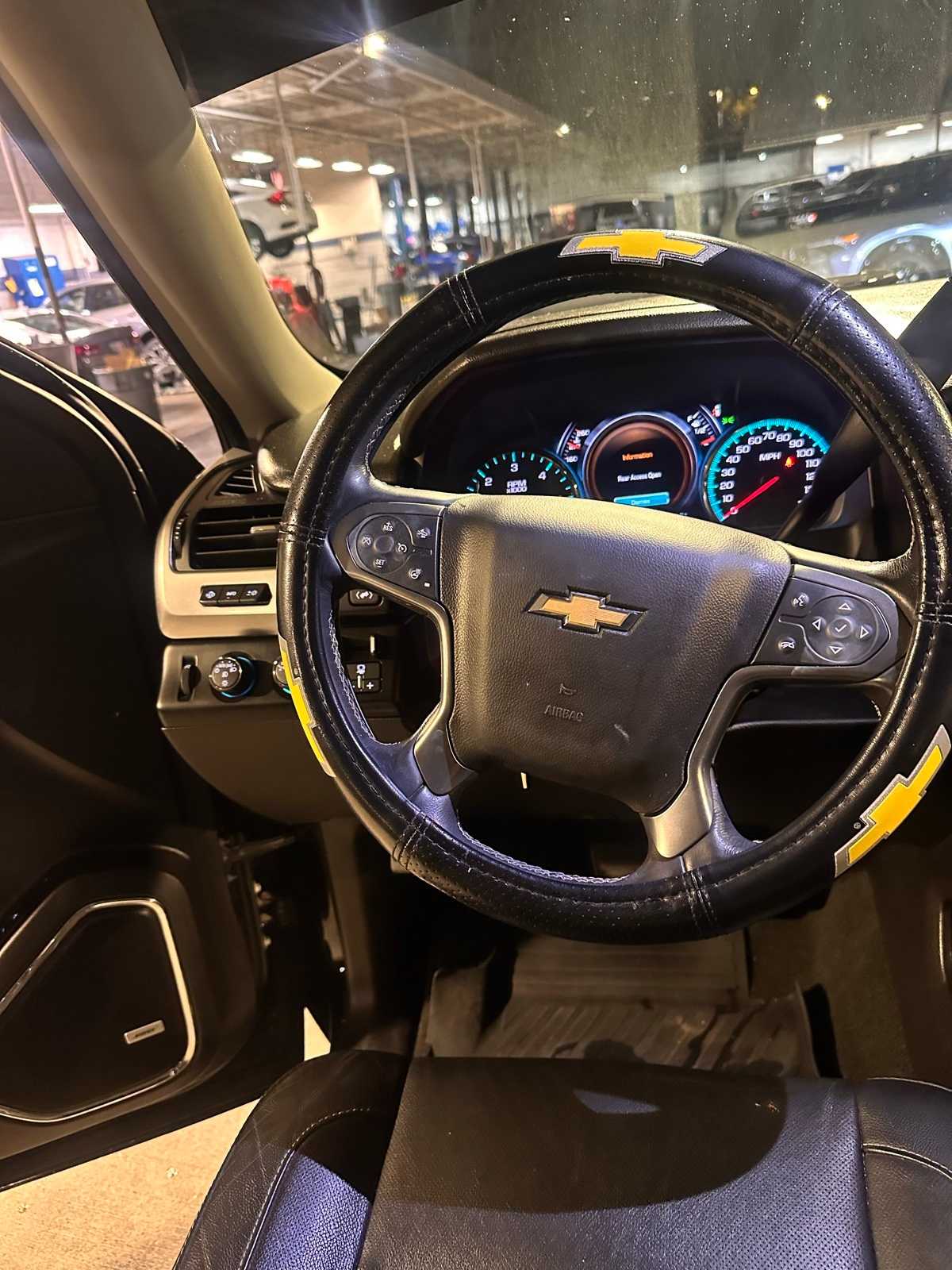 Thumbnail: 2018 Chevrolet Tahoe - 22