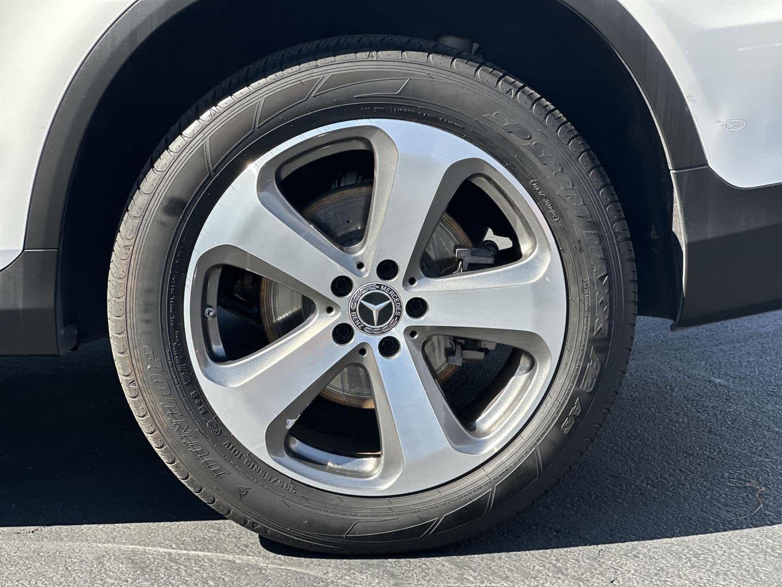 Thumbnail: 2018 Mercedes-Benz GLC - 8