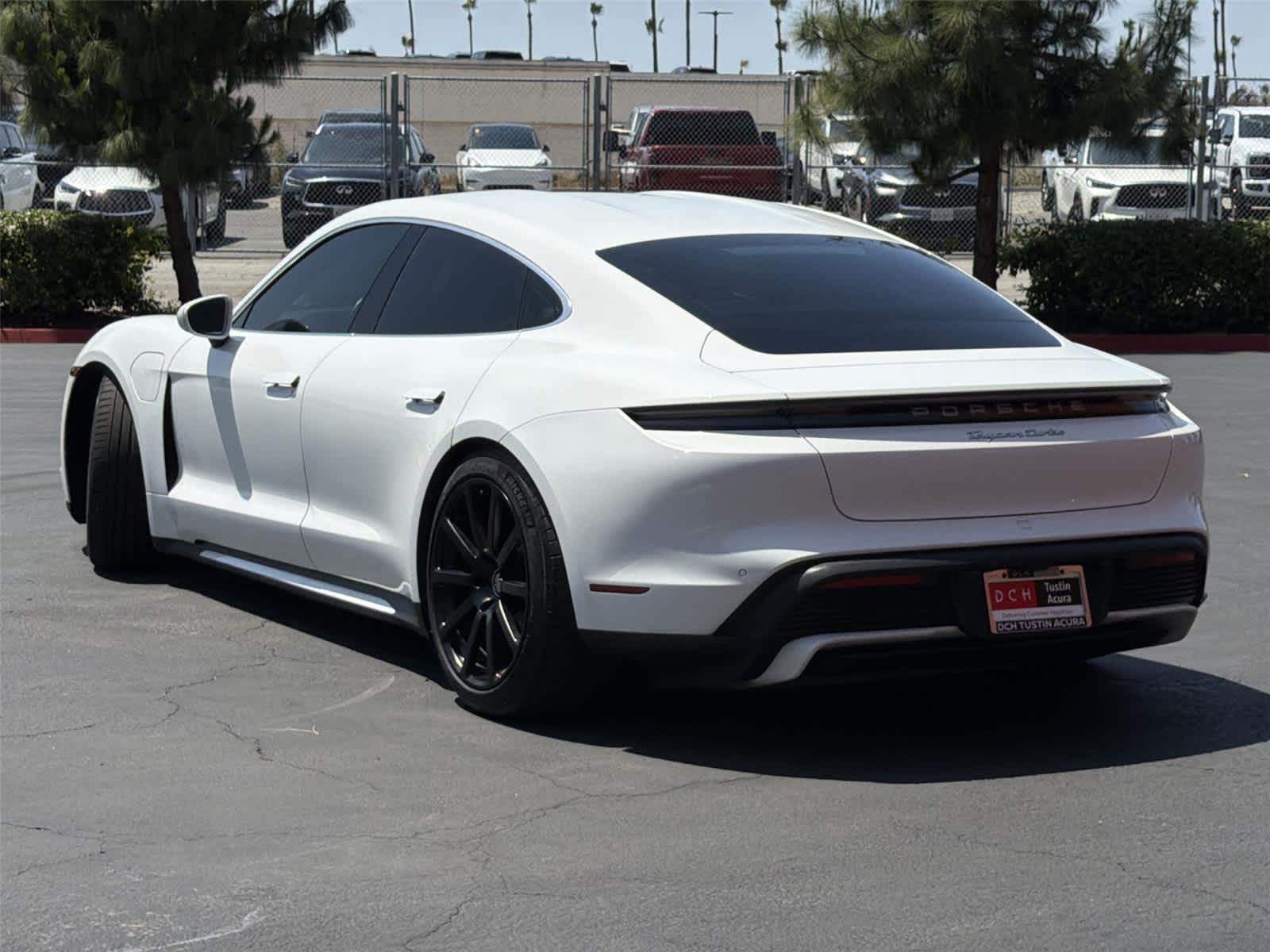 Thumbnail: 2021 Porsche Taycan - 5