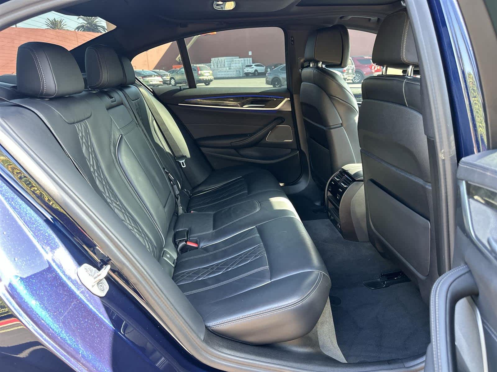 Thumbnail: 2022 BMW 5 Series - 13