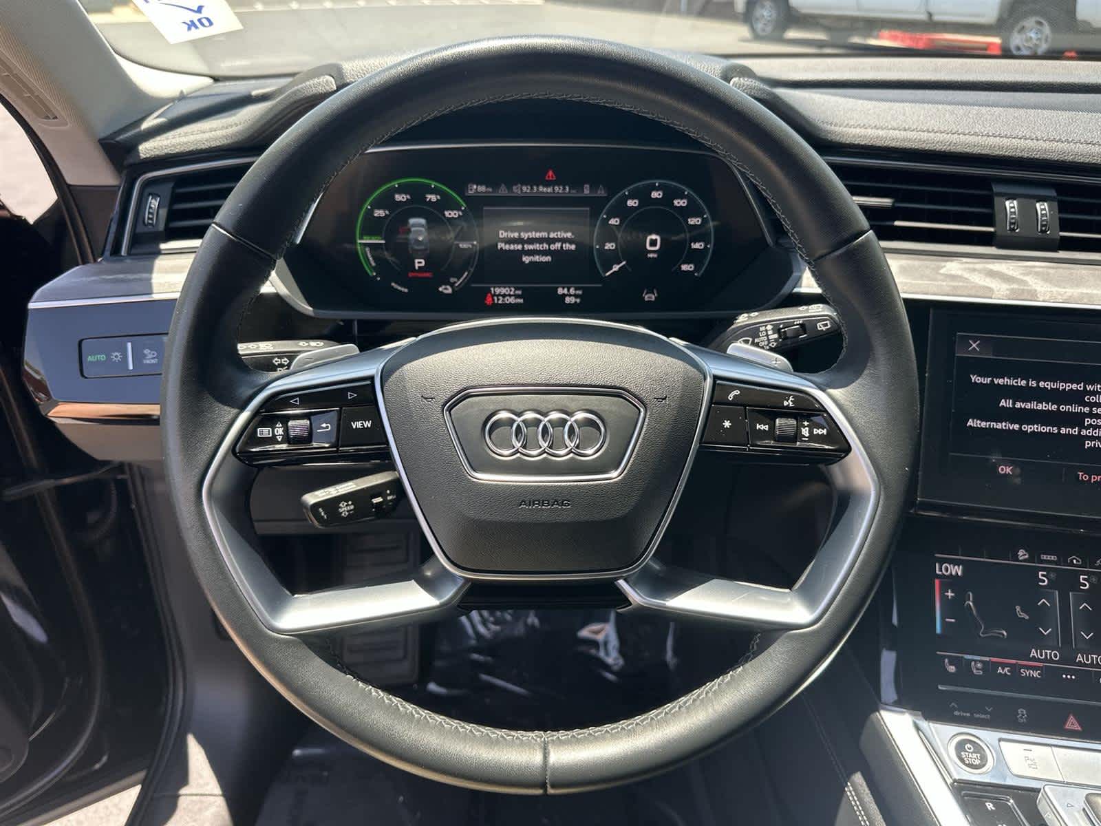 Thumbnail: 2024 Audi Q8 e-tron - 15