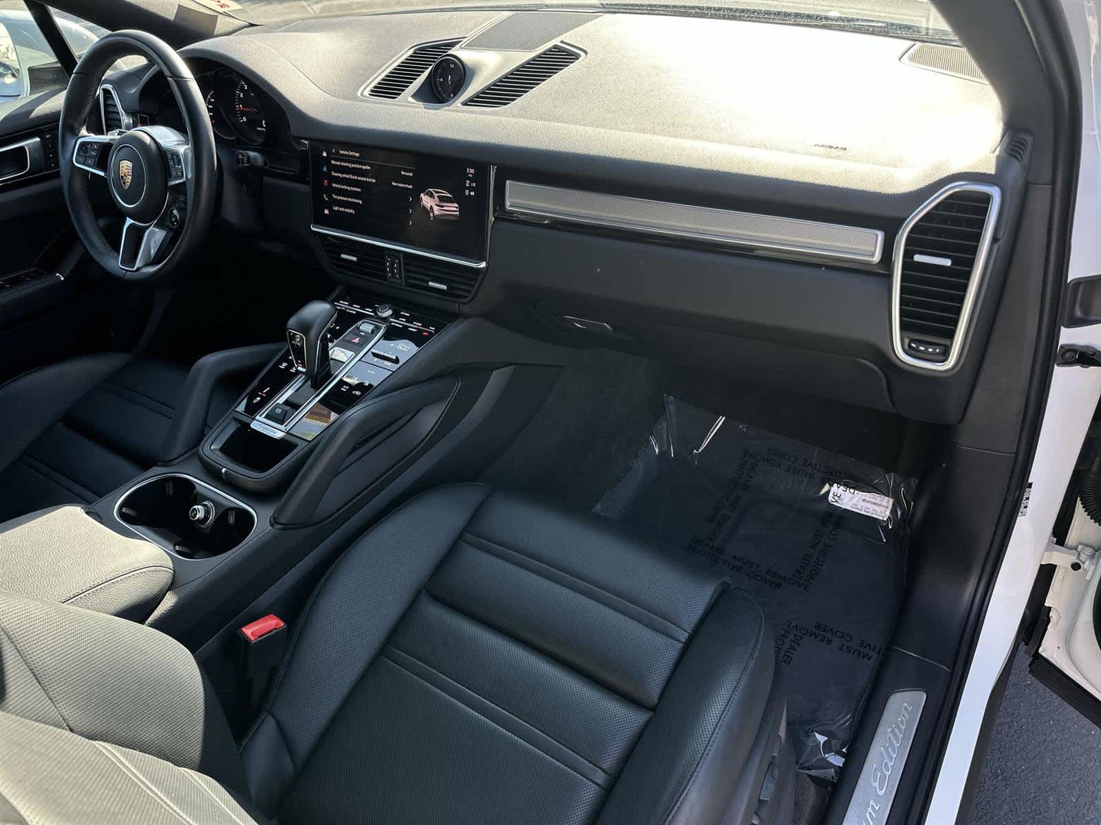 Thumbnail: 2023 Porsche Cayenne - 12