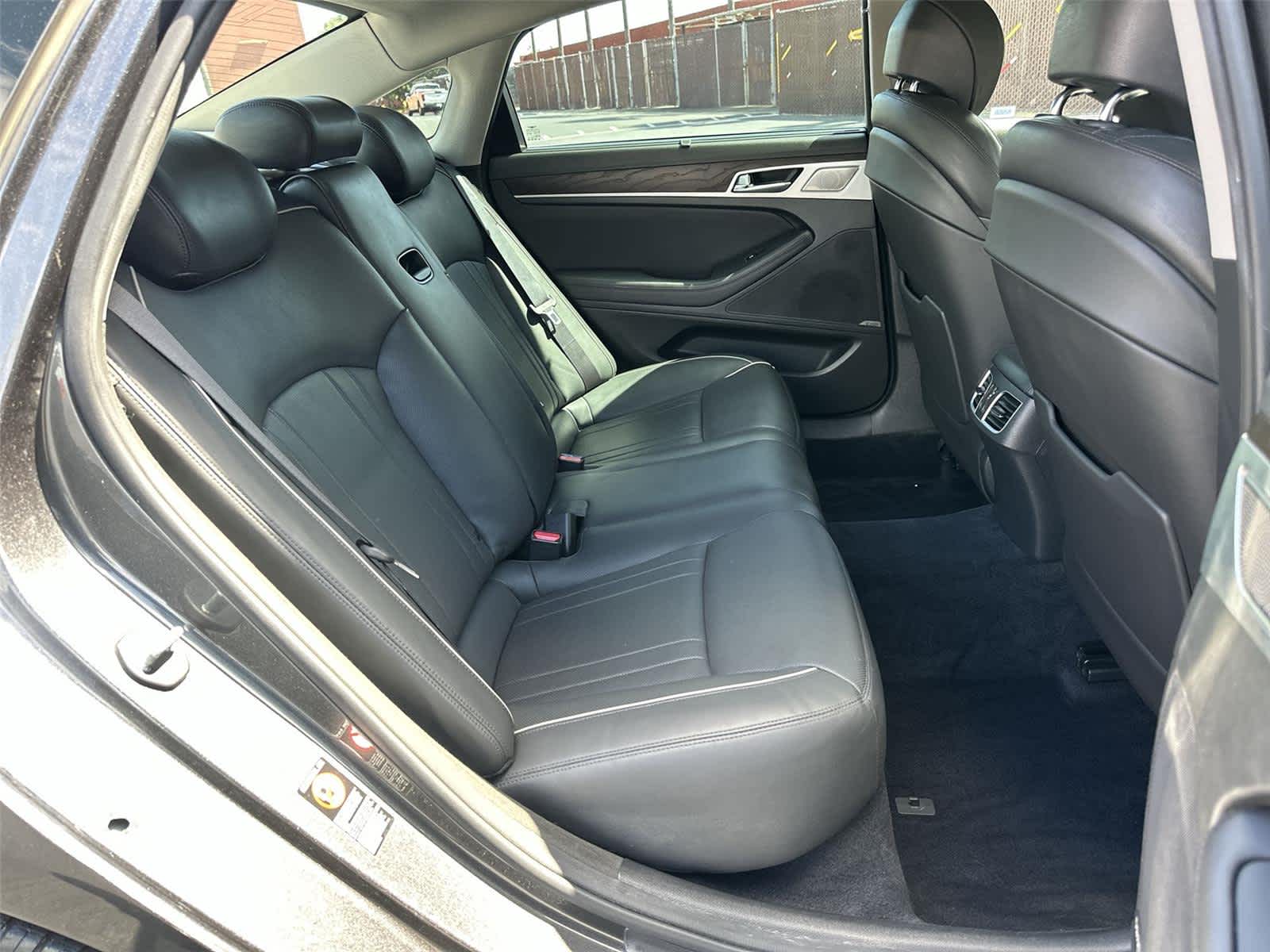 Thumbnail: 2019 Genesis G80 - 13