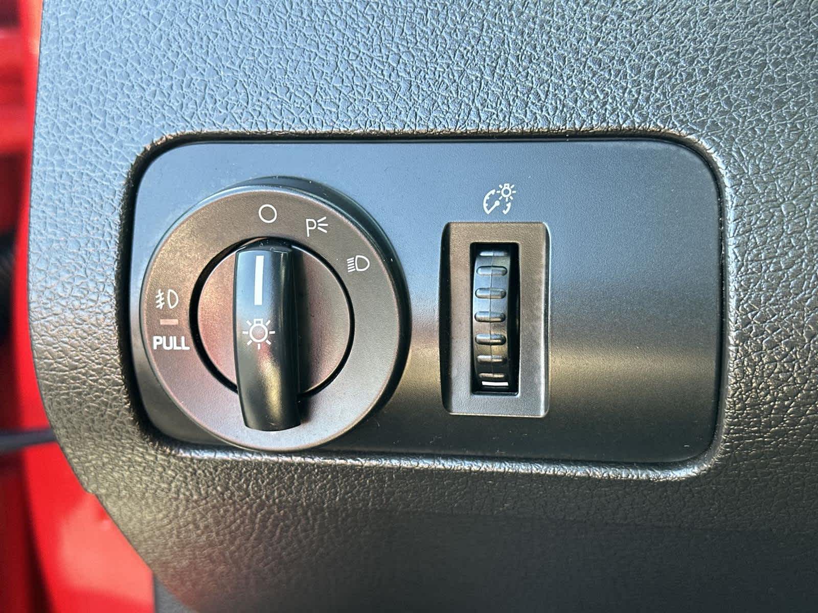 Thumbnail: 2008 Ford Mustang - 27