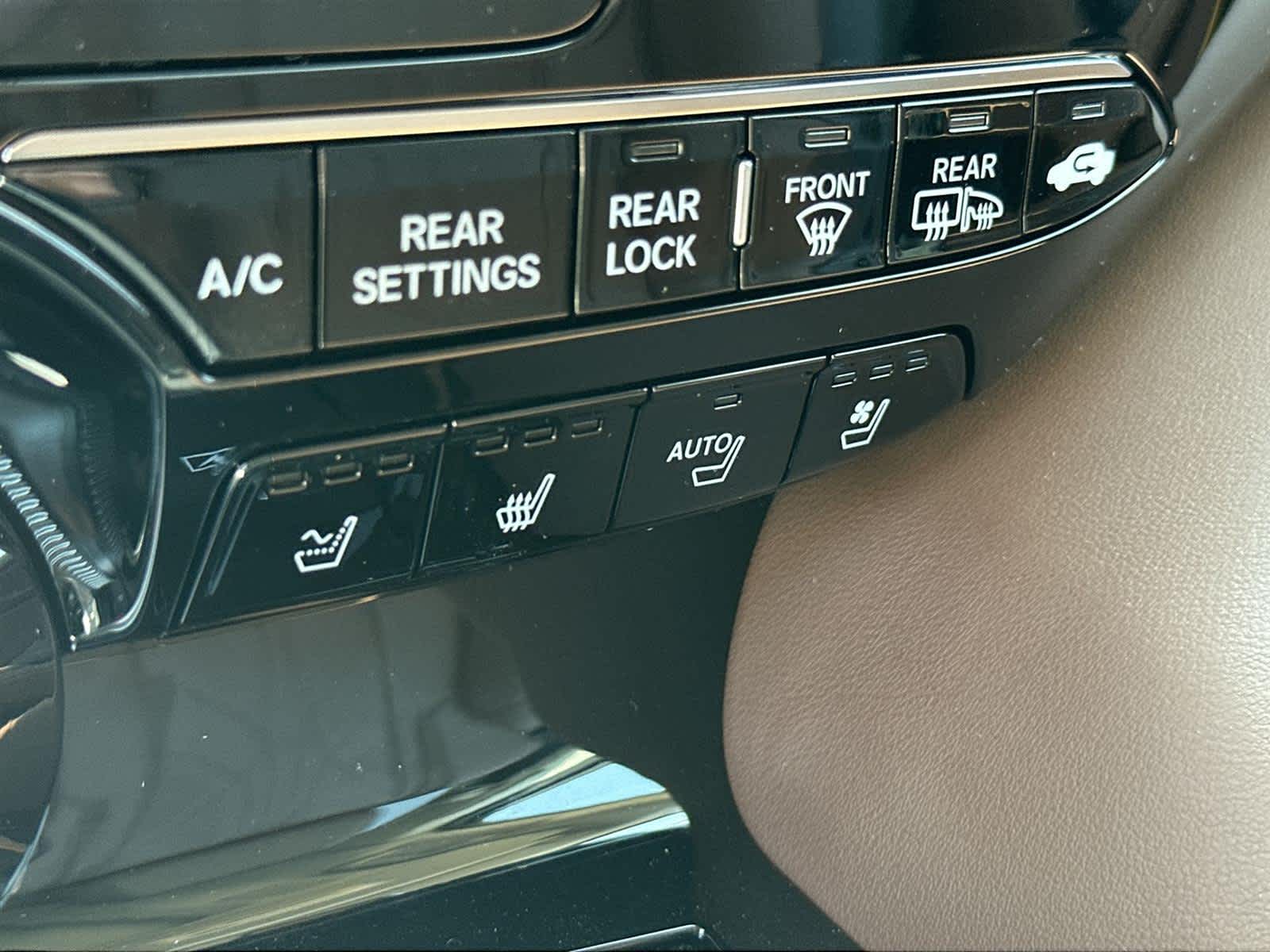 Thumbnail: 2026 Acura MDX - 25