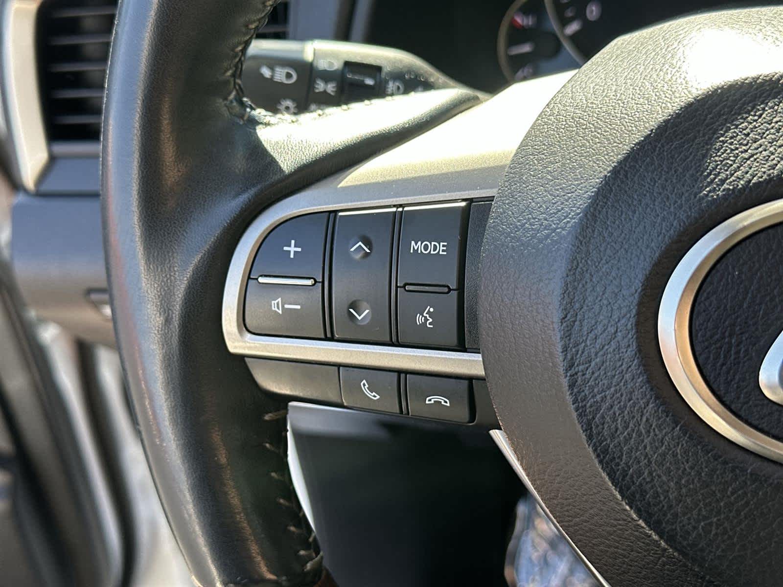 Thumbnail: 2016 Lexus RX - 24