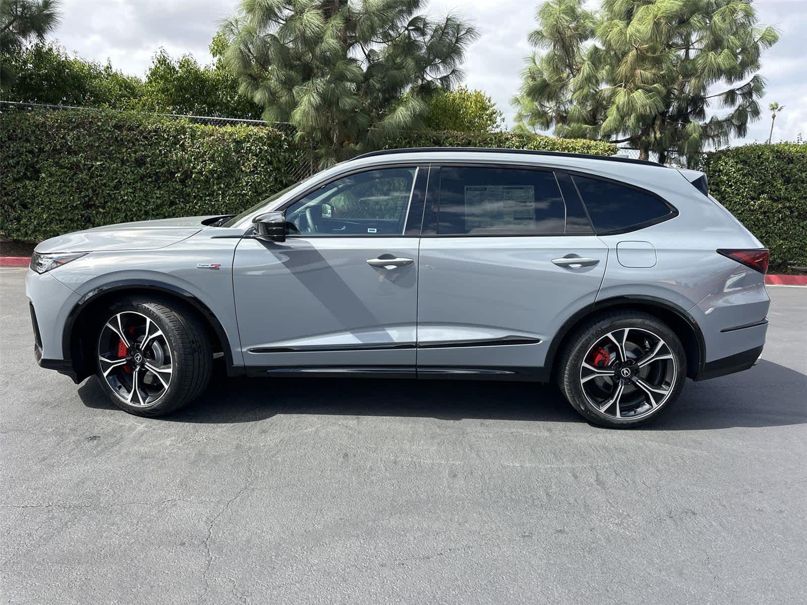 Thumbnail: 2026 Acura MDX - 3