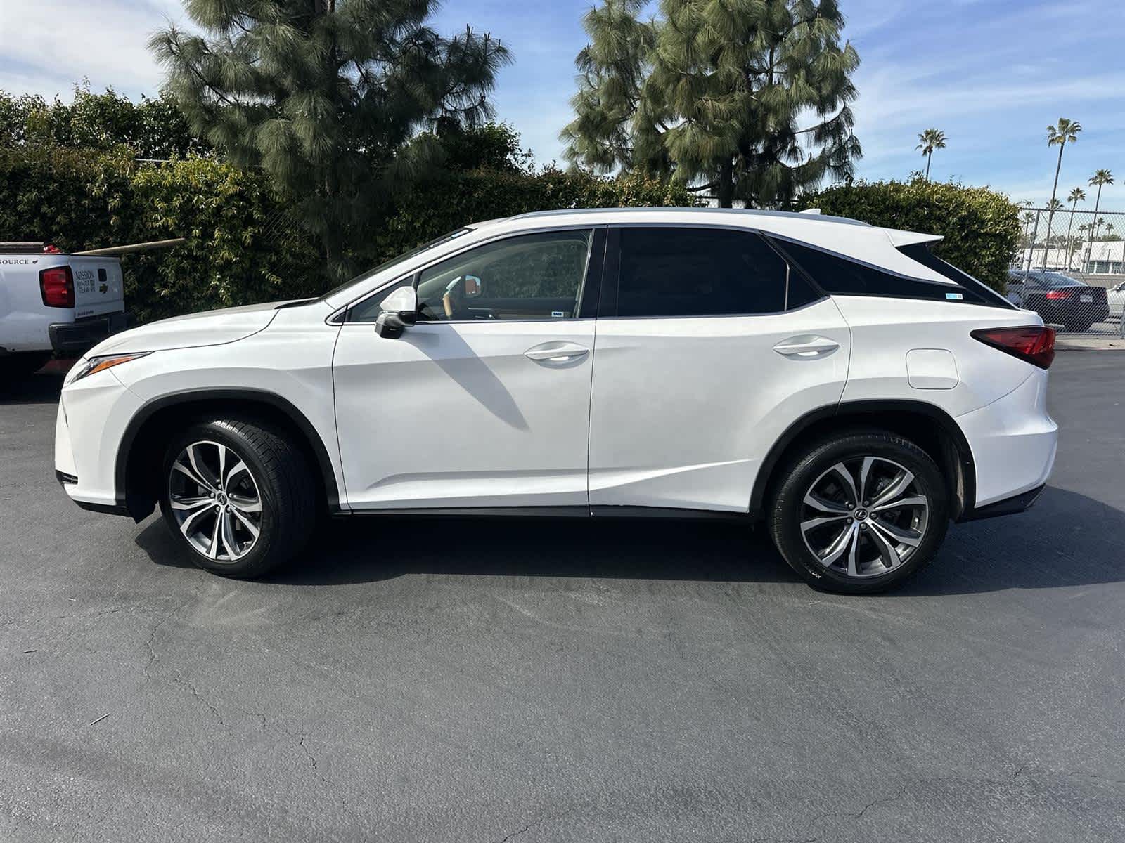 Thumbnail: 2019 Lexus RX - 3