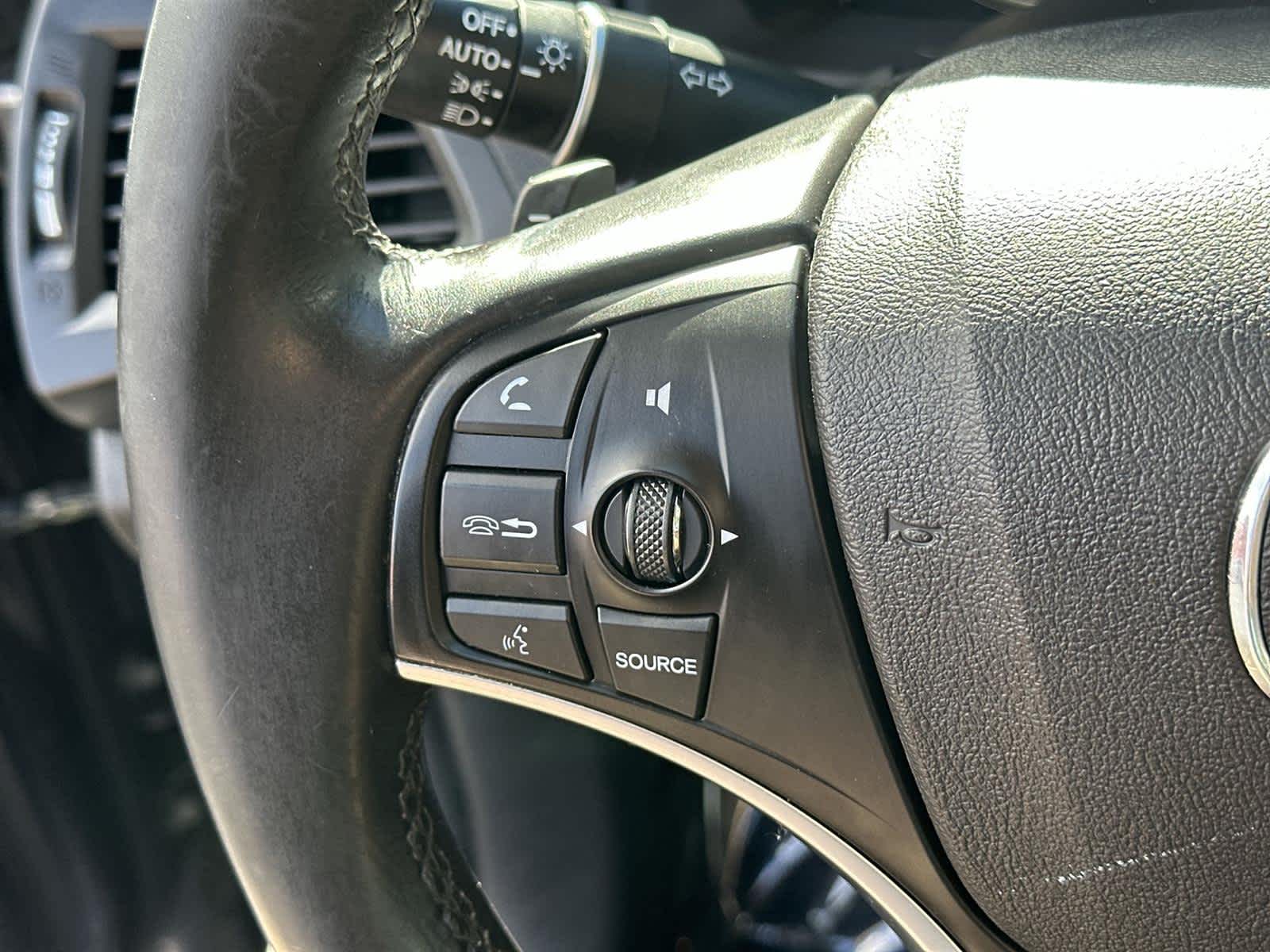 Thumbnail: 2019 Acura MDX - 24