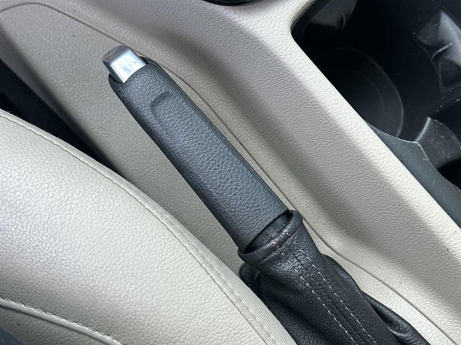 Thumbnail: 2015 Ford Focus - 30