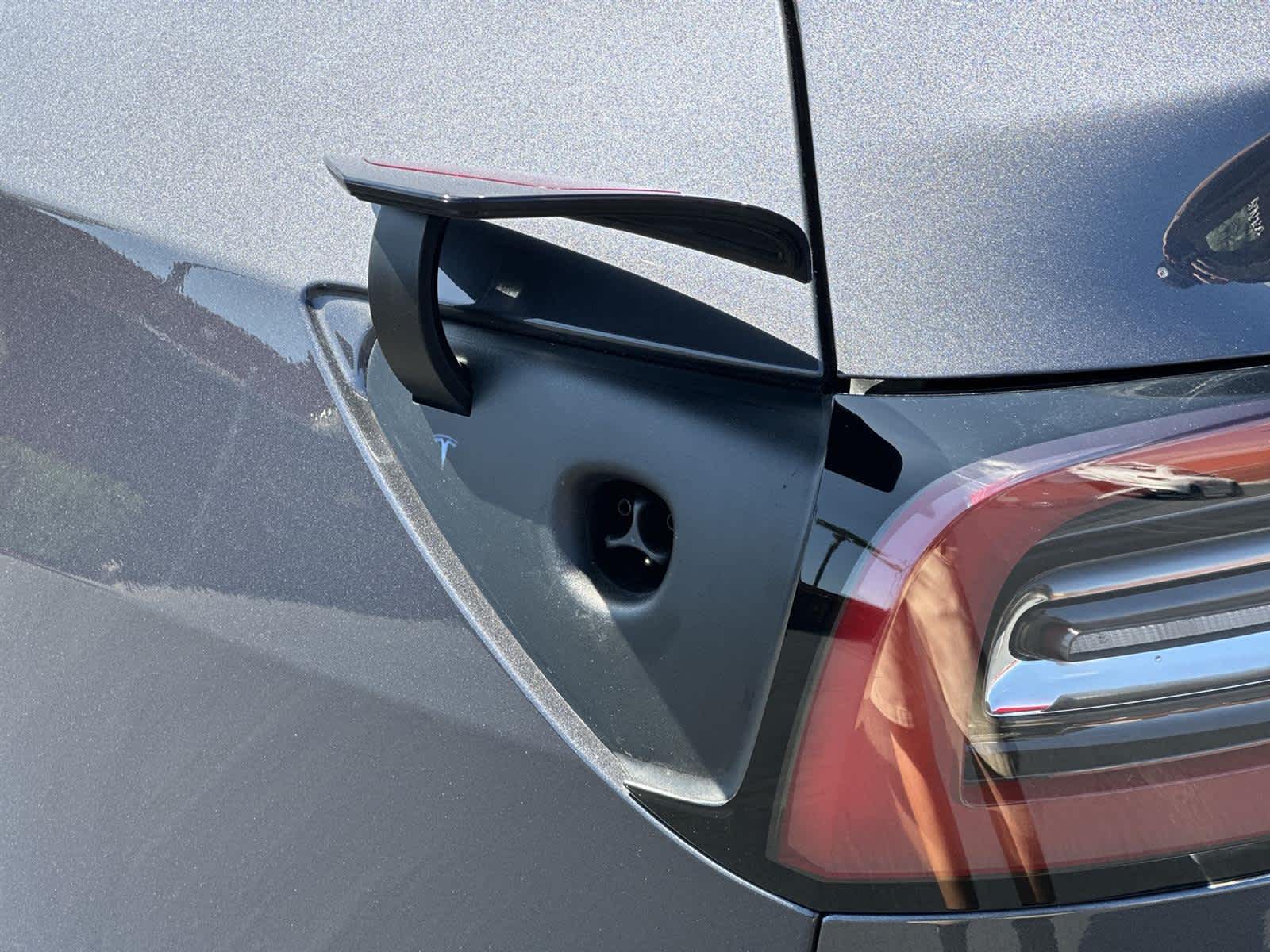 Thumbnail: 2021 Tesla Model Y - 9