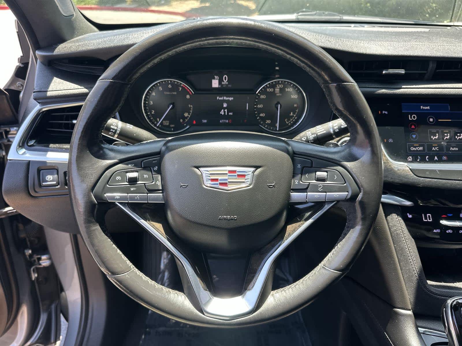 Thumbnail: 2021 Cadillac XT6 - 15