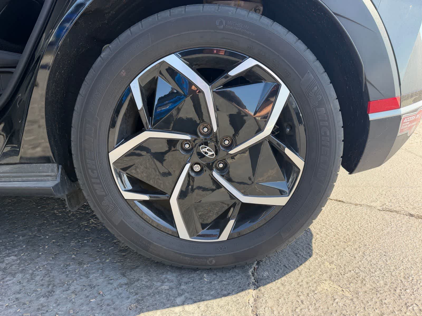 Thumbnail: 2024 Hyundai Ioniq 5 - 13