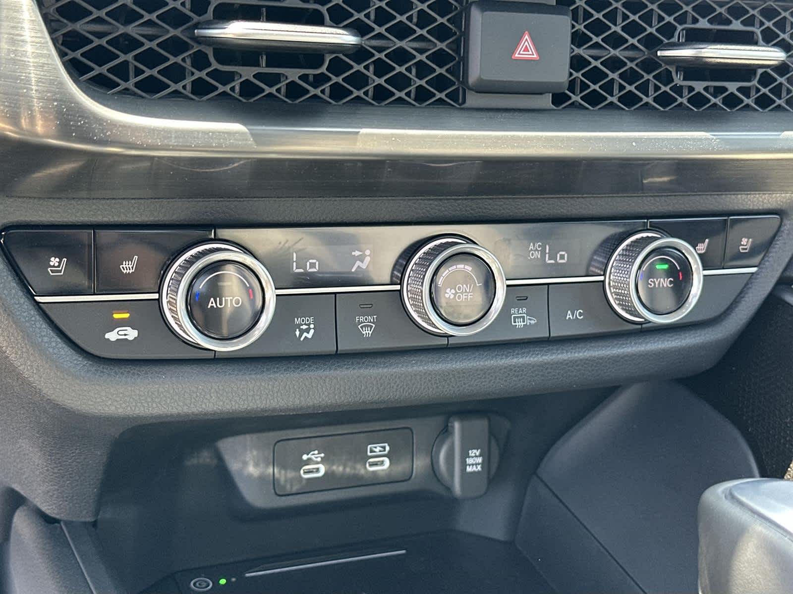 Thumbnail: 2025 Acura ADX - 24