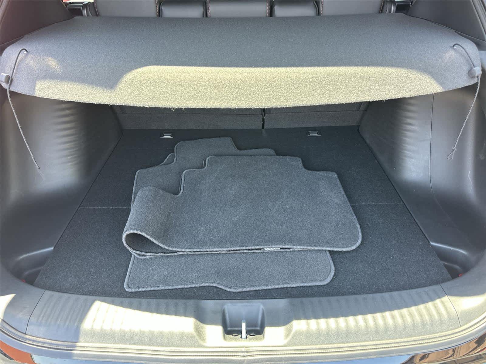 Thumbnail: 2025 Acura ADX - 19