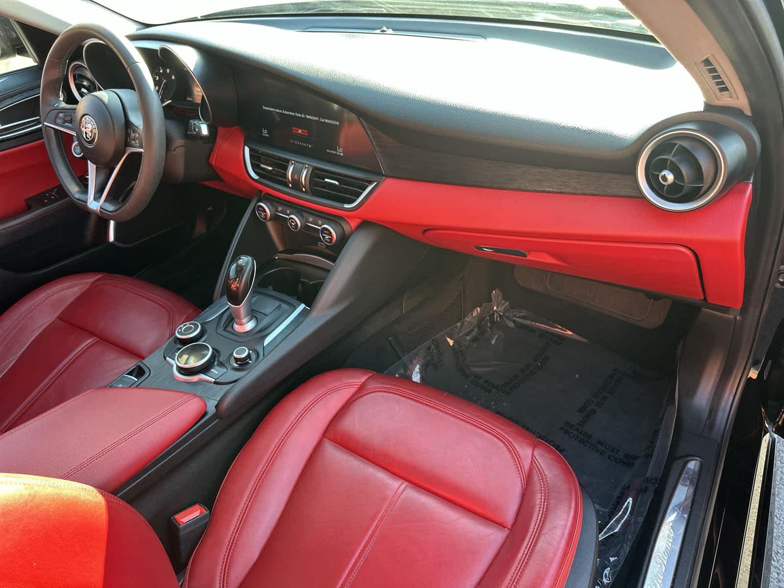 Thumbnail: 2019 Alfa Romeo Giulia - 12