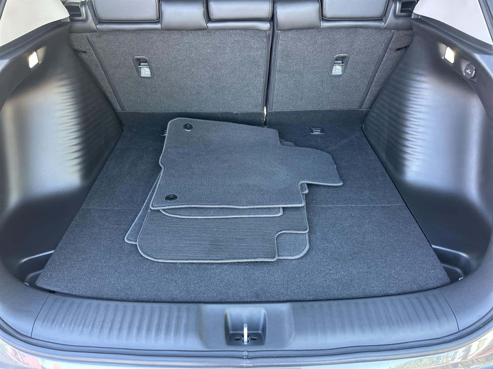 Thumbnail: 2025 Acura ADX - 19