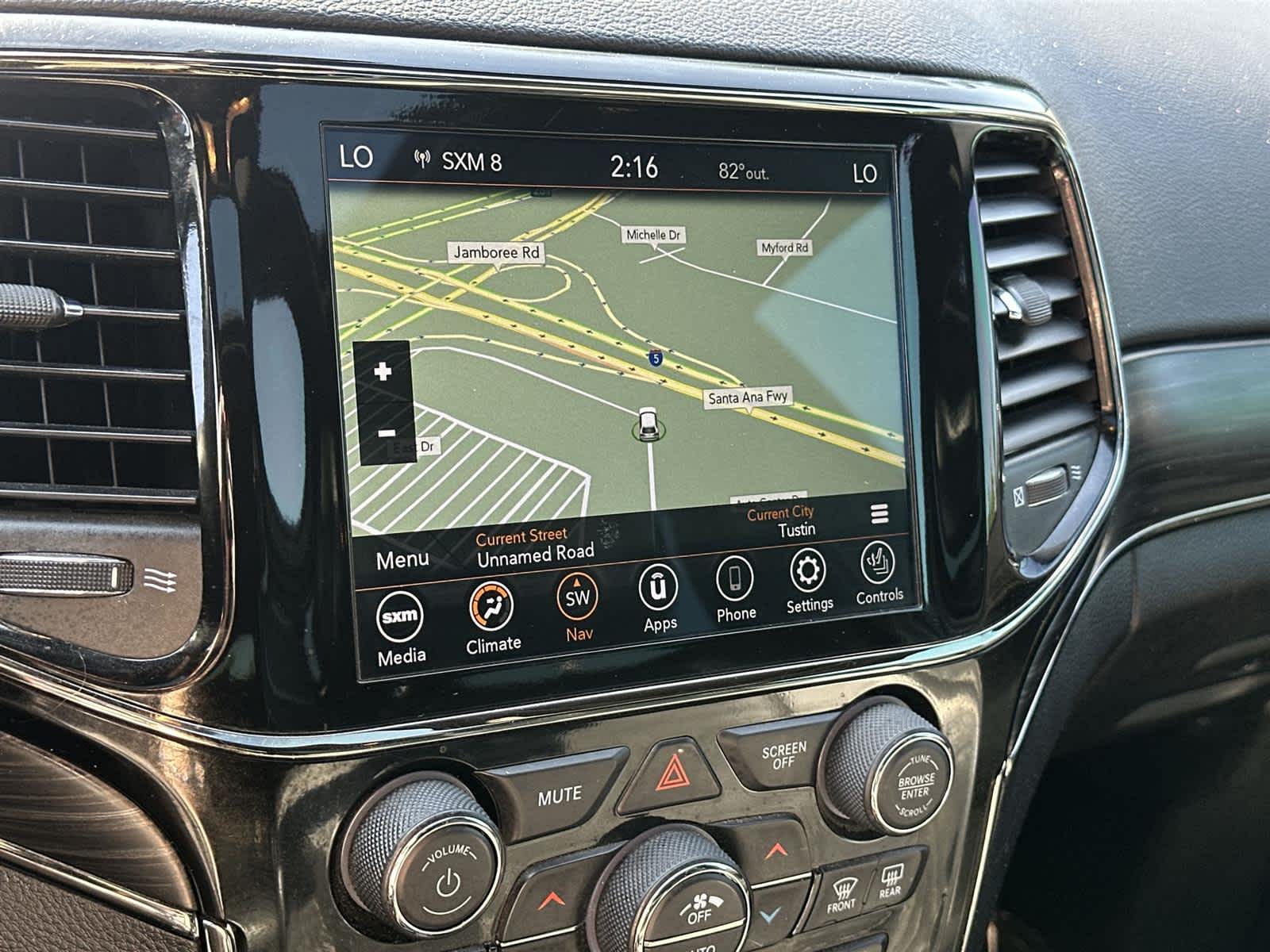 Thumbnail: 2020 Jeep Grand Cherokee - 17