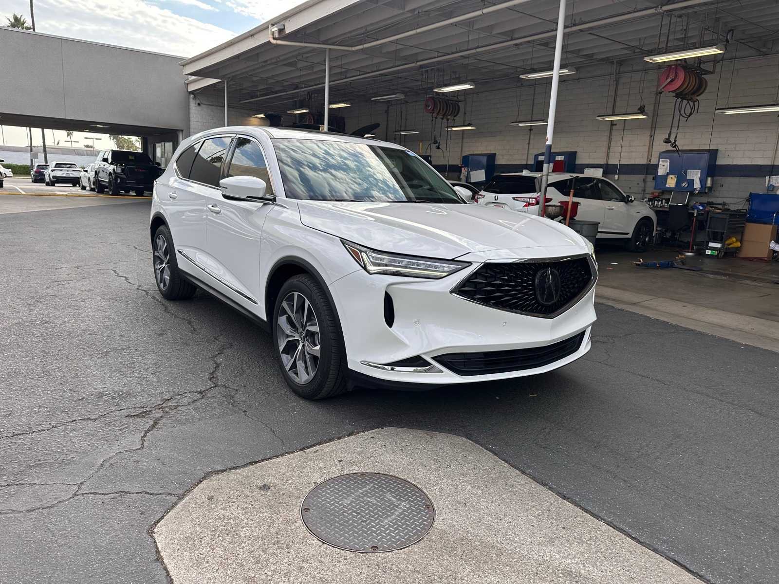 Thumbnail: 2023 Acura MDX - 7
