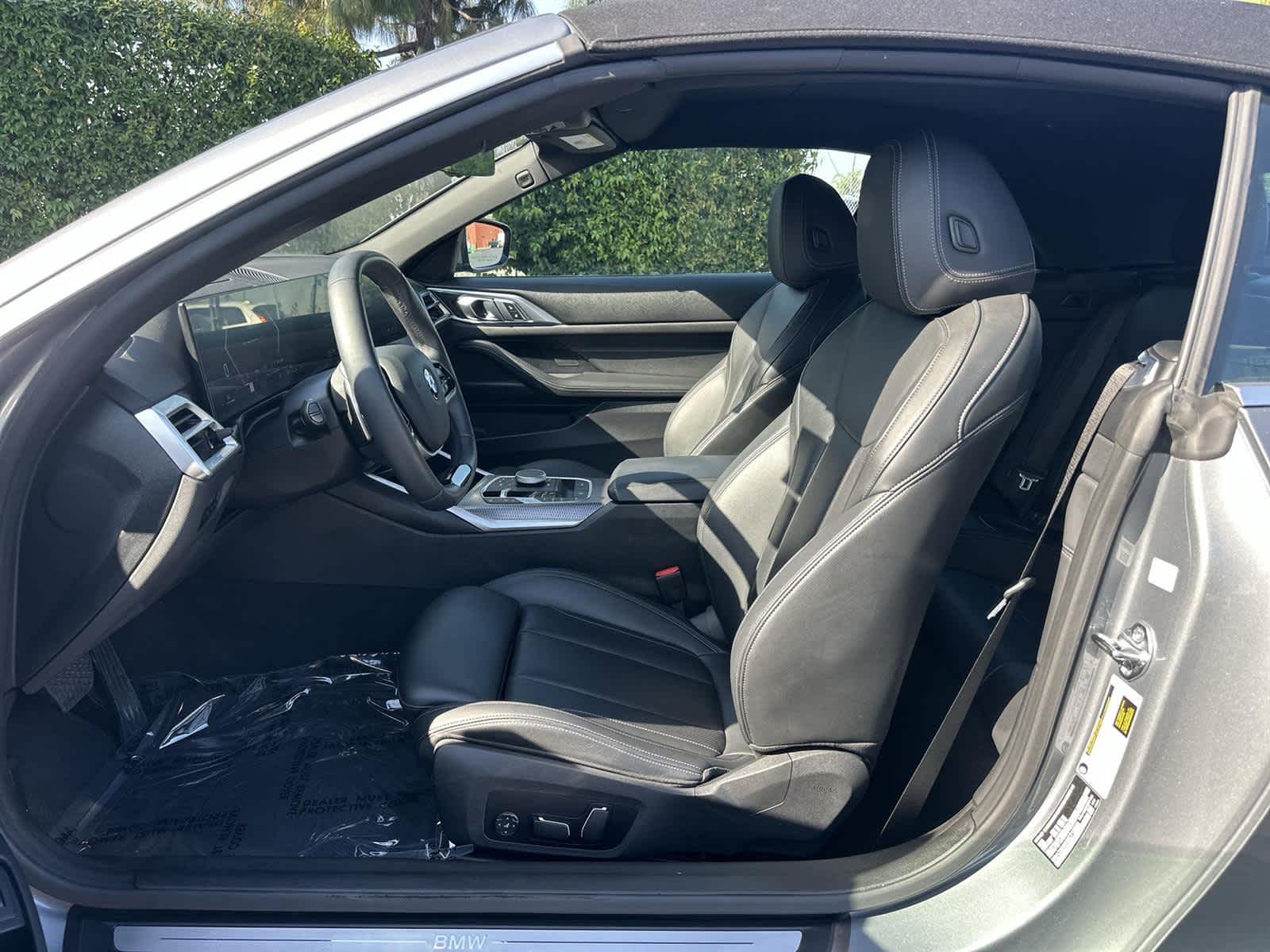 Thumbnail: 2025 BMW 4 Series - 11