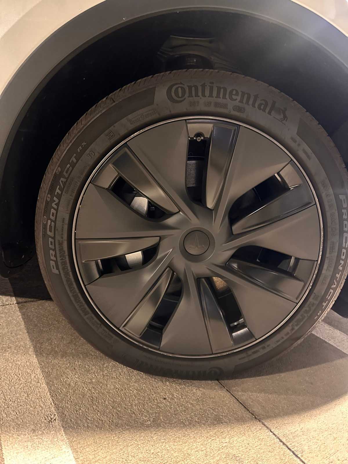 Thumbnail: 2025 Tesla Model Y - 9