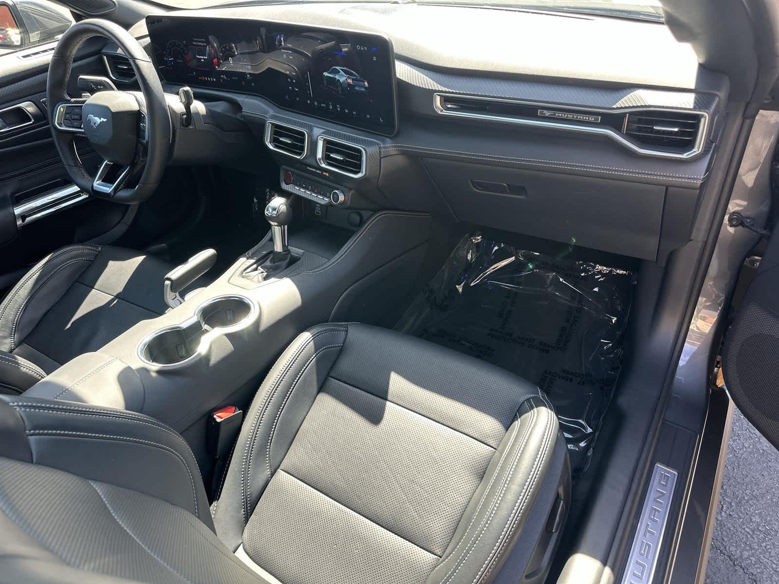 Thumbnail: 2025 Ford Mustang - 11