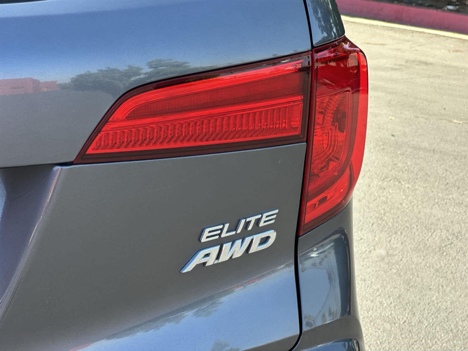 Thumbnail: 2017 Honda Pilot - 7