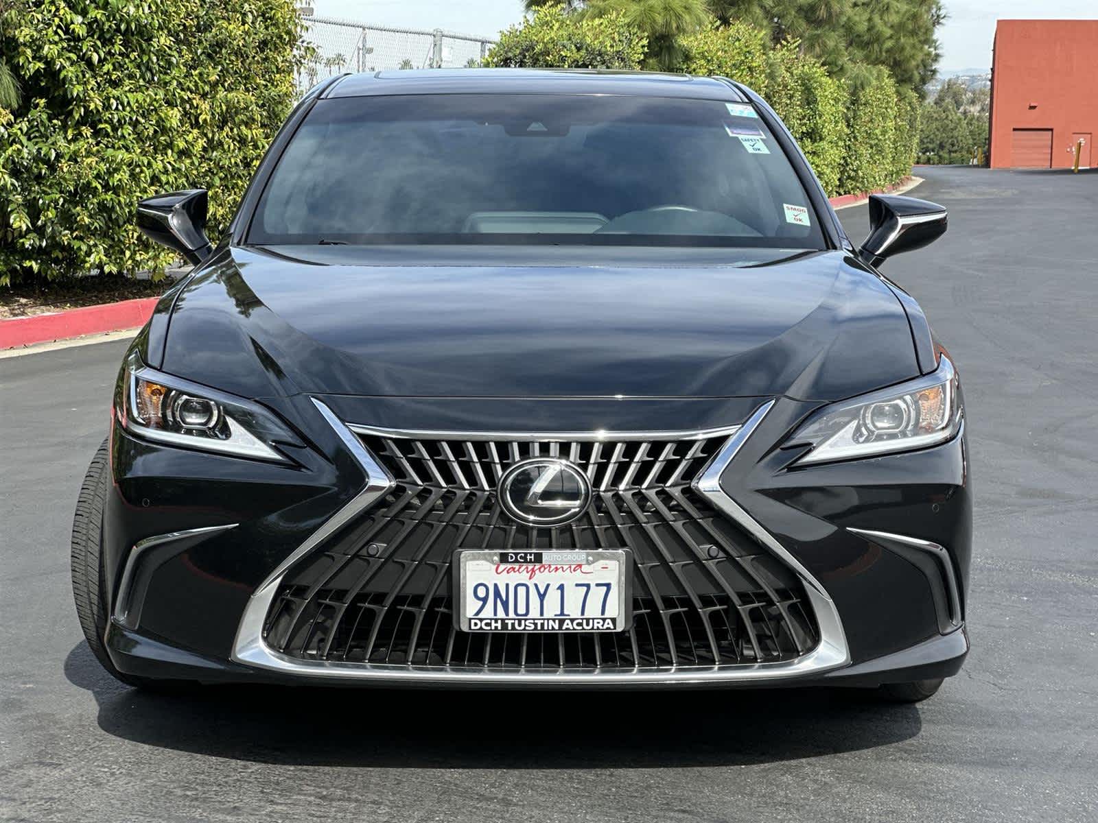 Thumbnail: 2024 Lexus ES - 6