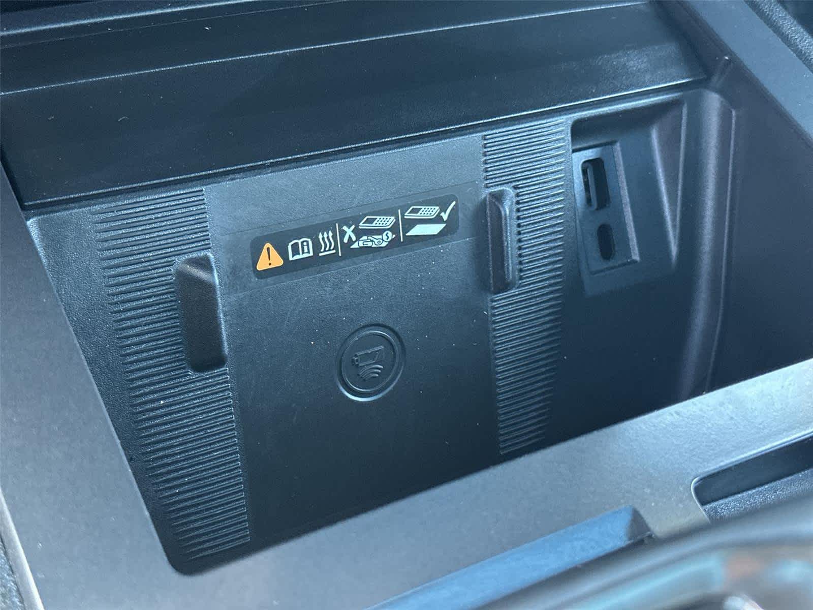 Thumbnail: 2024 GMC Hummer EV - 25