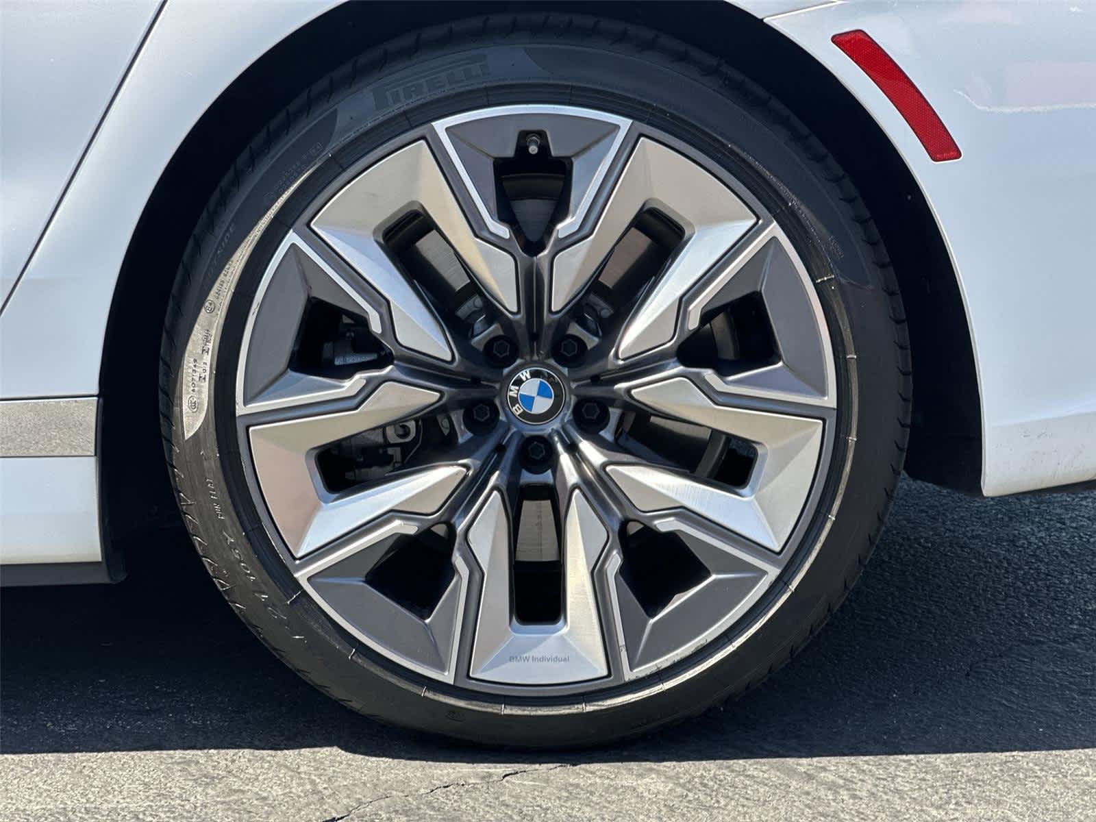 Thumbnail: 2025 BMW i7 - 9
