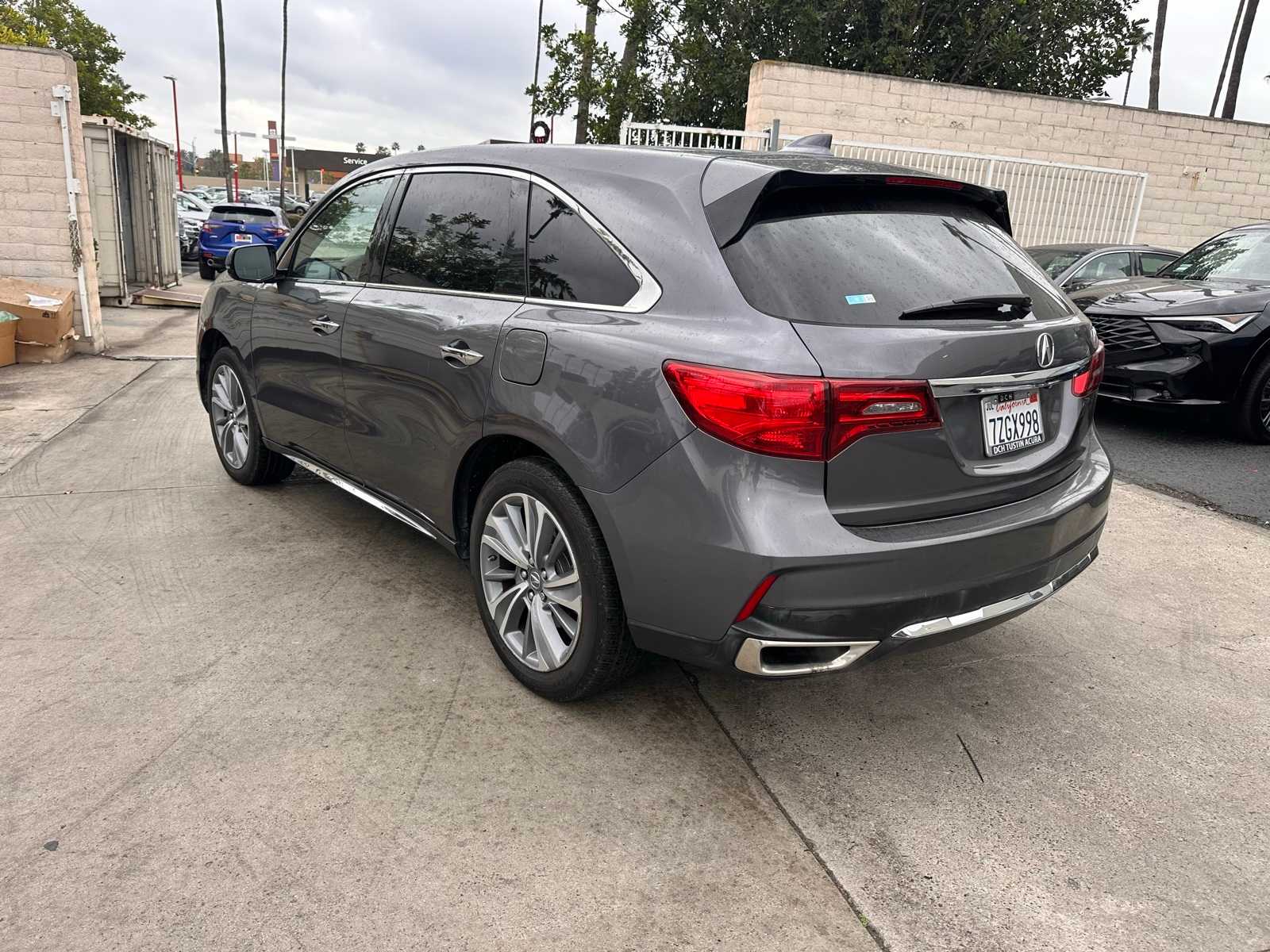 Thumbnail: 2017 Acura MDX - 3