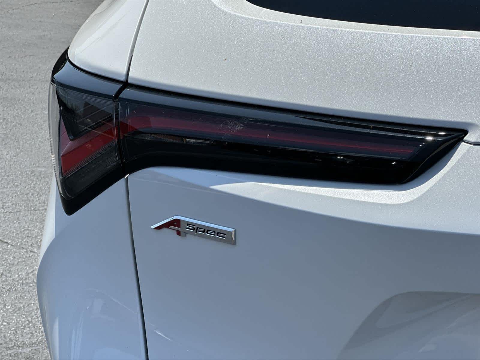 Thumbnail: 2025 Acura ADX - 7