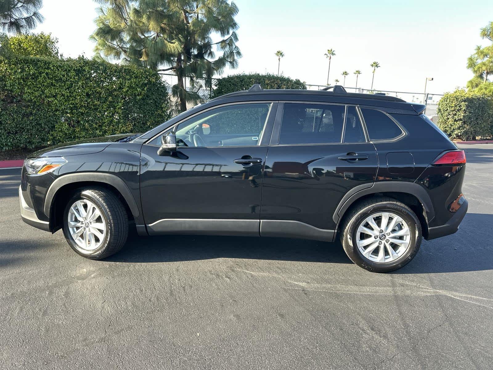 Thumbnail: 2023 Toyota Corolla Cross - 3