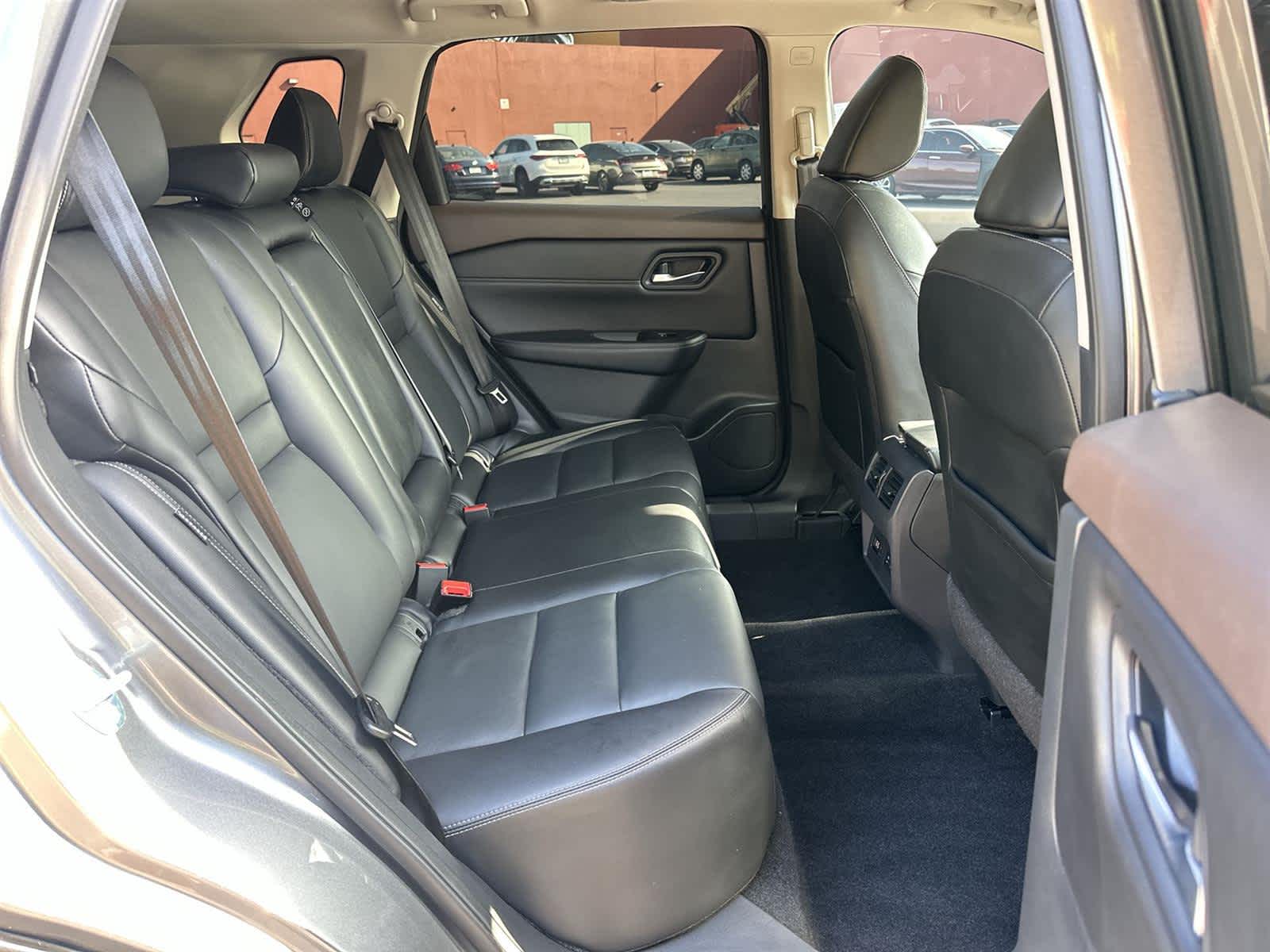 Thumbnail: 2022 Nissan Rogue - 13