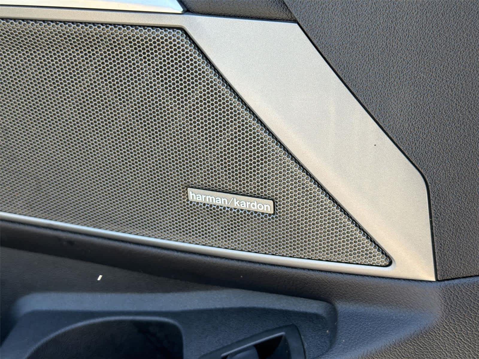 Thumbnail: 2020 BMW 3 Series - 40