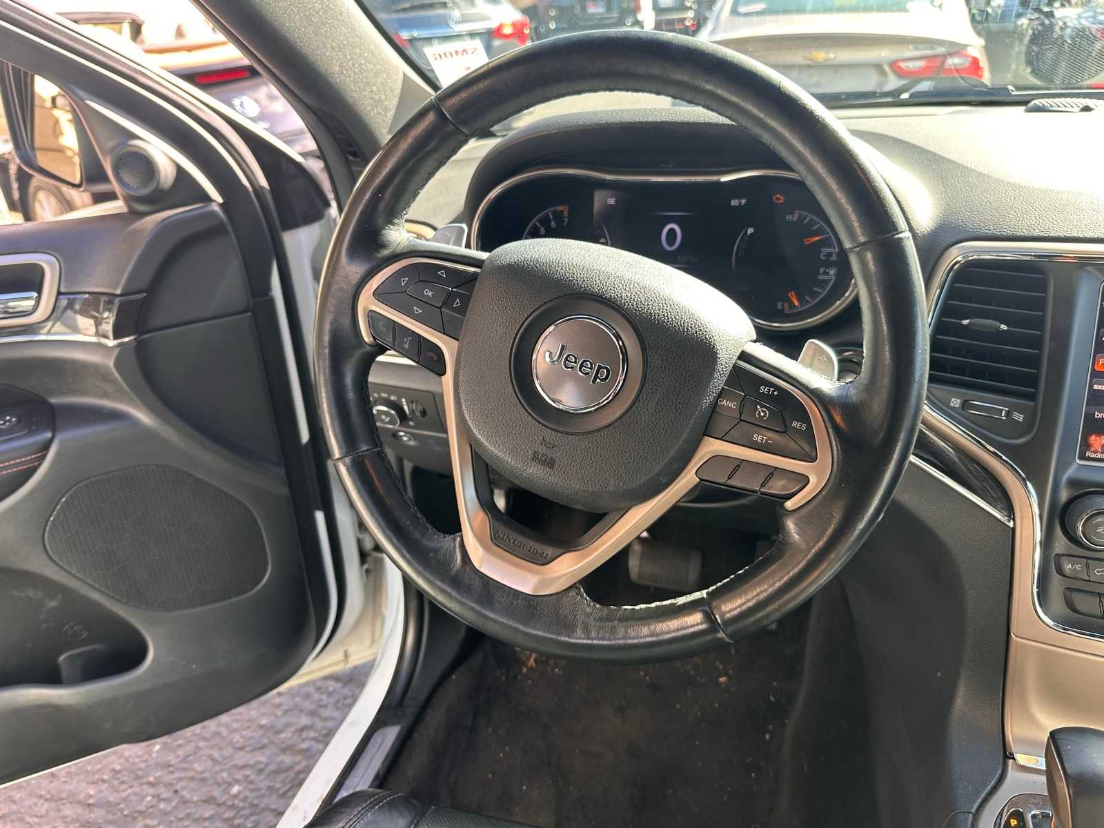 Thumbnail: 2016 Jeep Grand Cherokee - 19