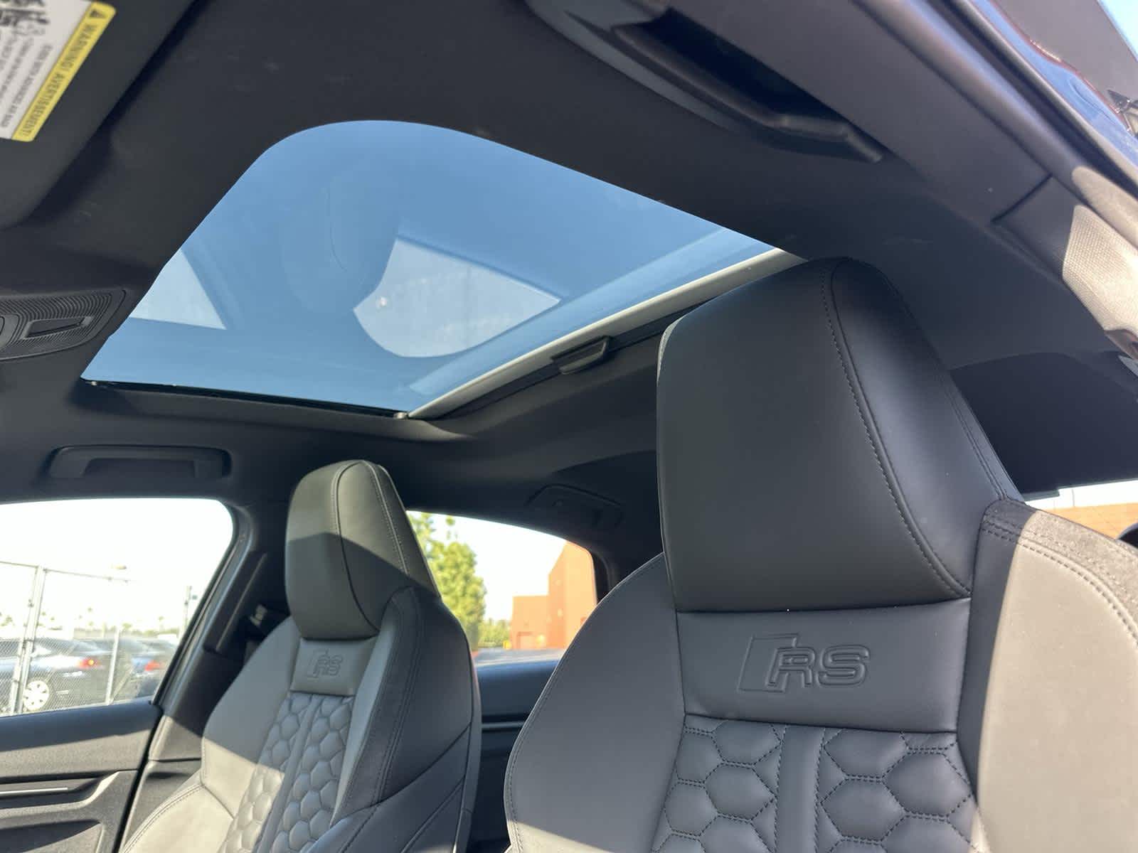 Thumbnail: 2026 Audi RS 3 - 32