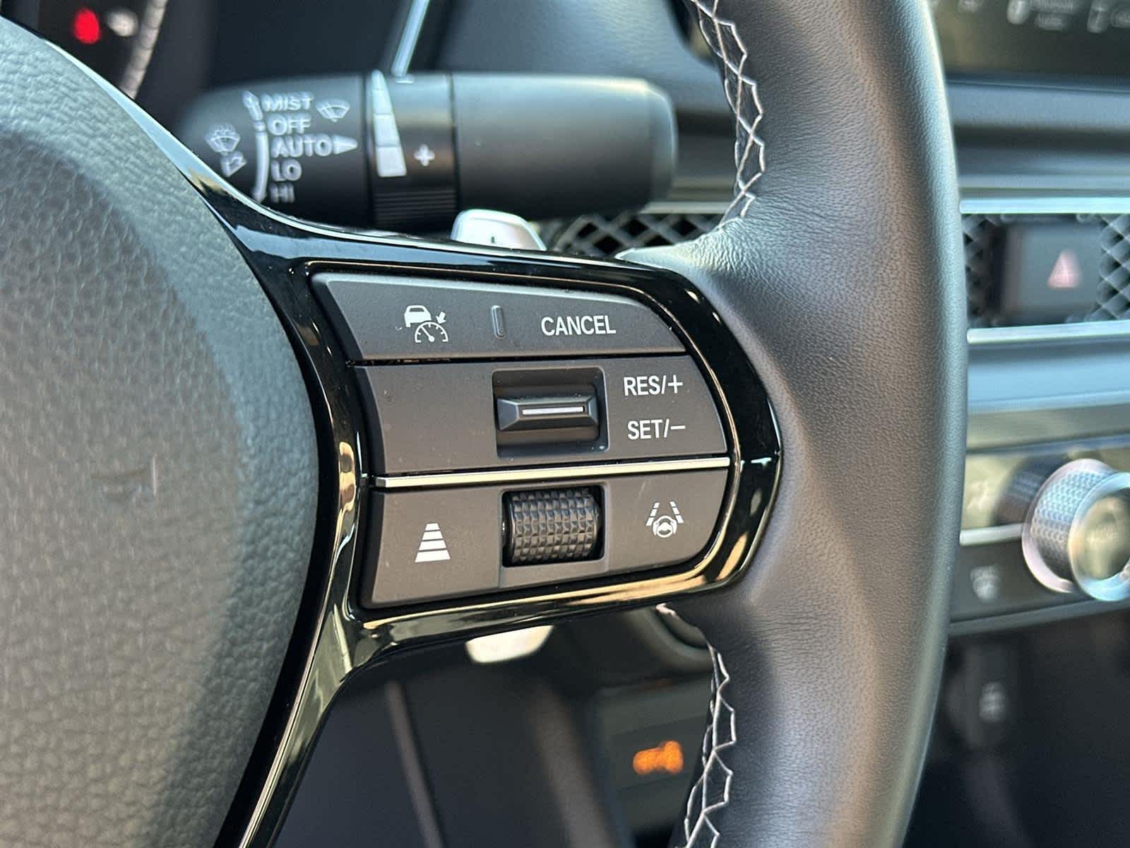 Thumbnail: 2025 Acura Integra - 24