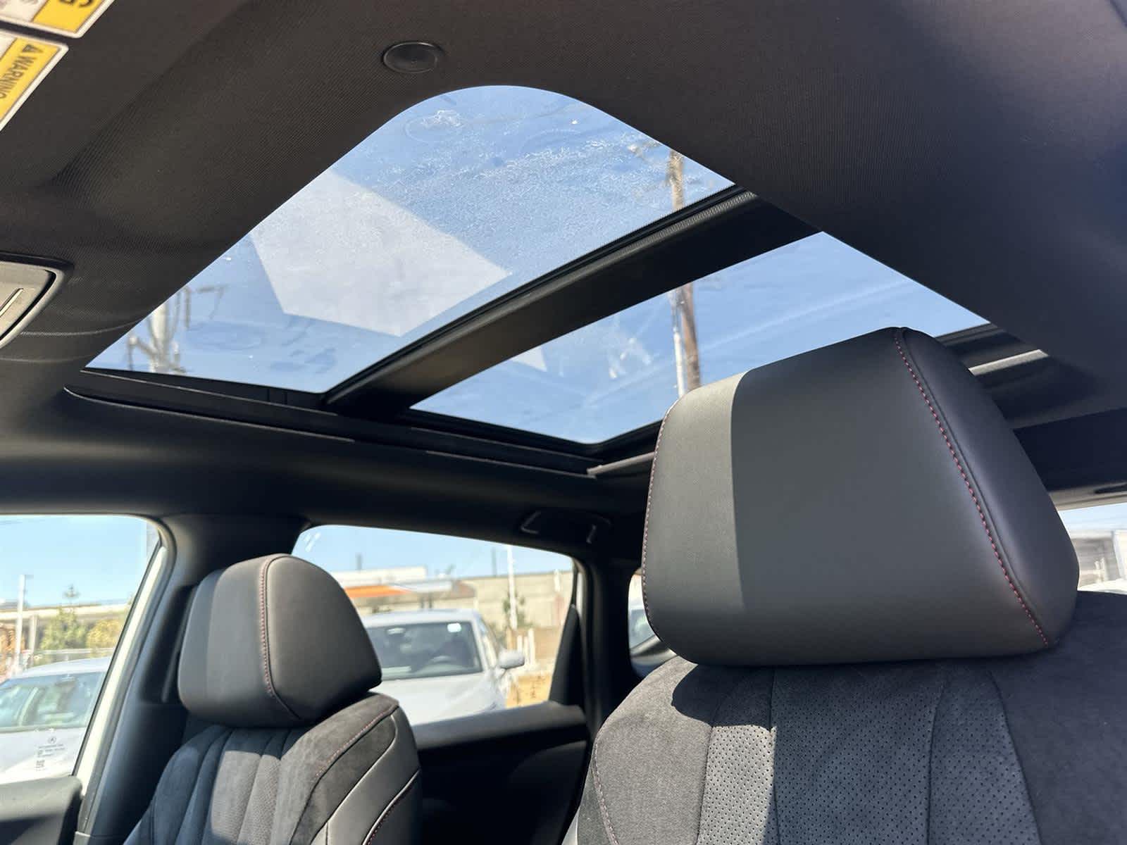 Thumbnail: 2025 Acura ADX - 28