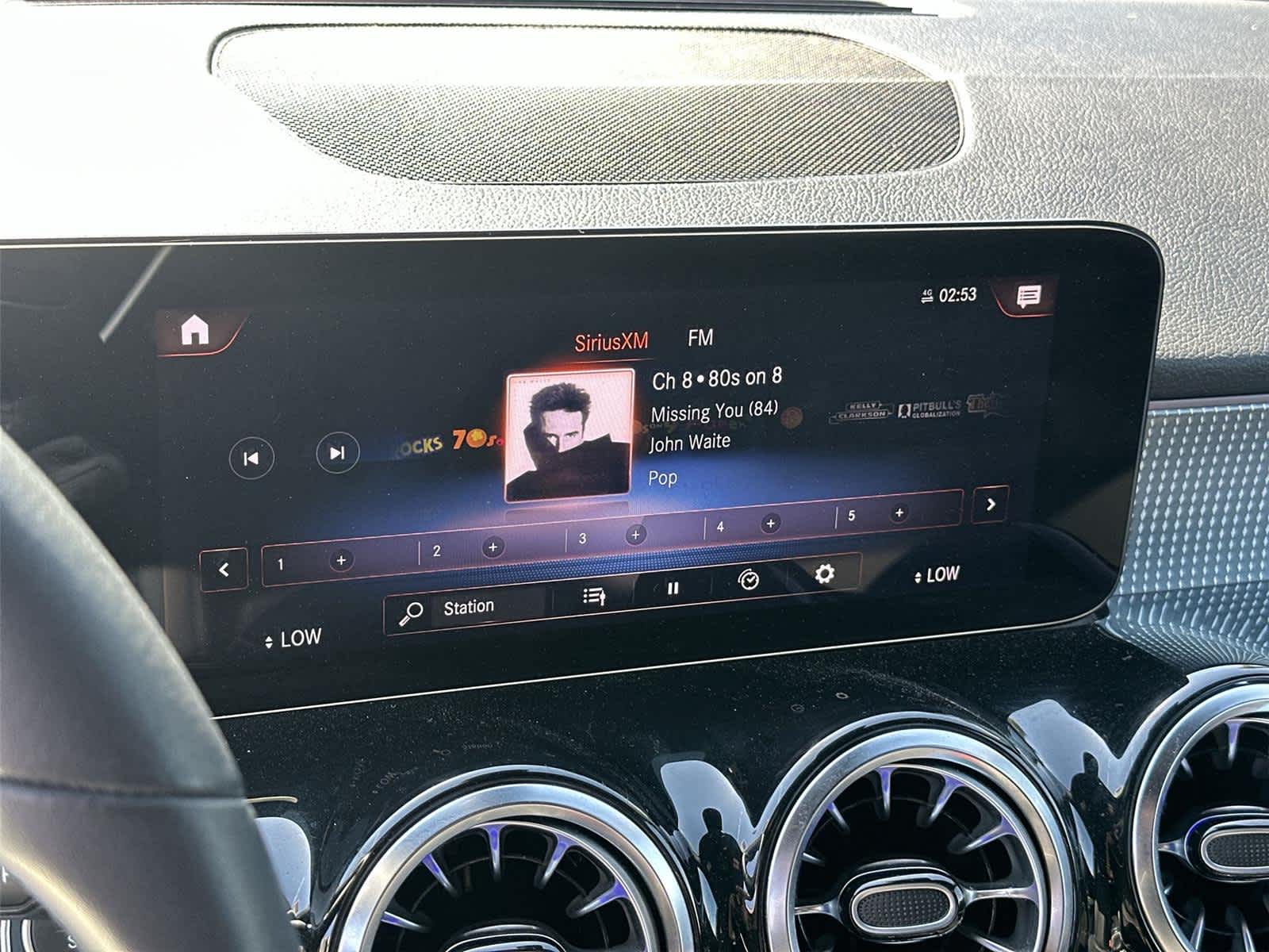 Thumbnail: 2023 Mercedes-Benz EQB - 16