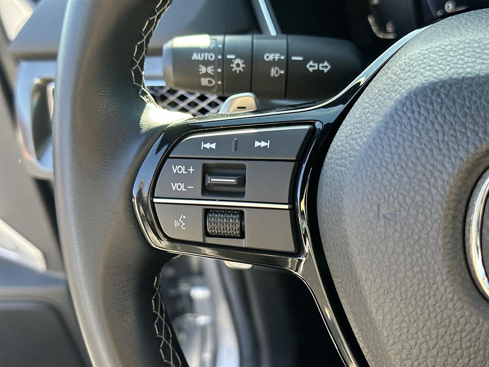 Thumbnail: 2025 Acura Integra - 23