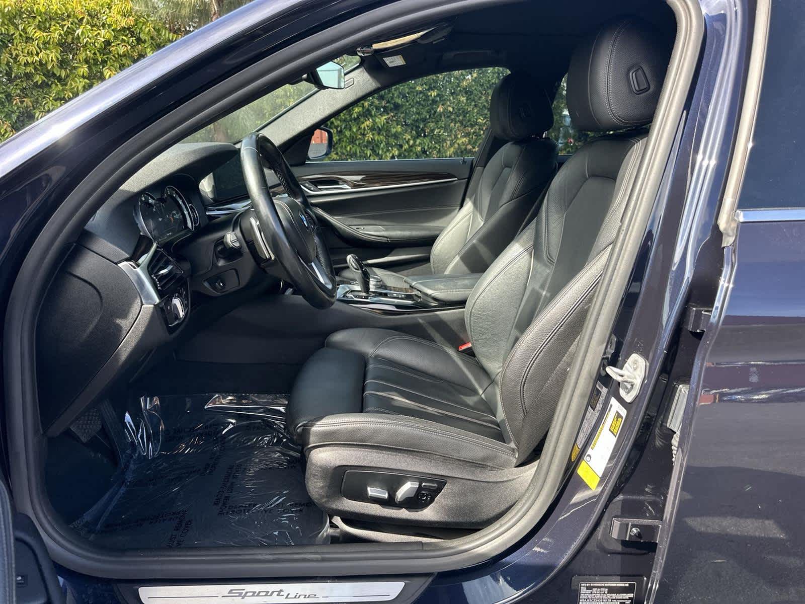 Thumbnail: 2017 BMW 5 Series - 11